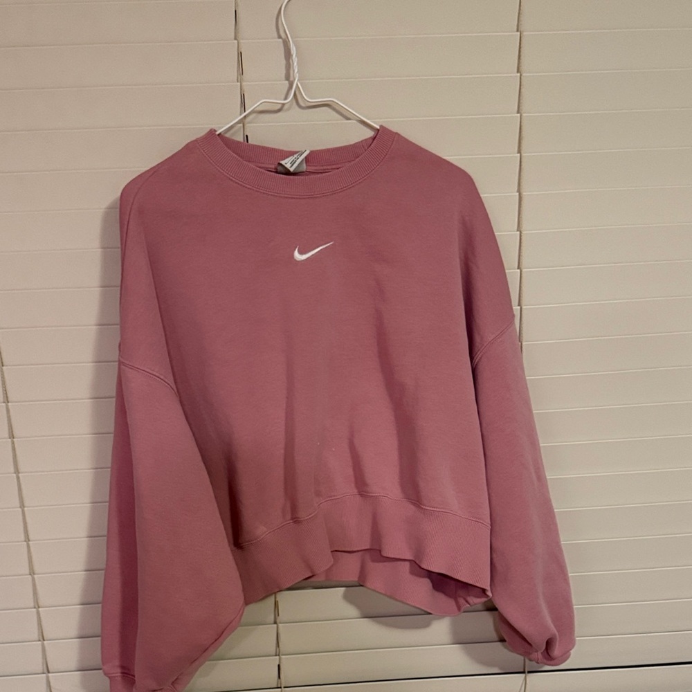 Nike Women's Mauve Sweatshirt